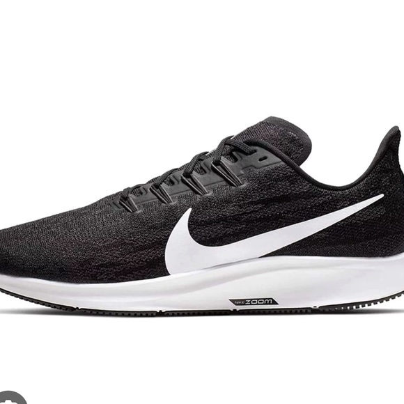 Nike Pegasus - Picture 3 of 13